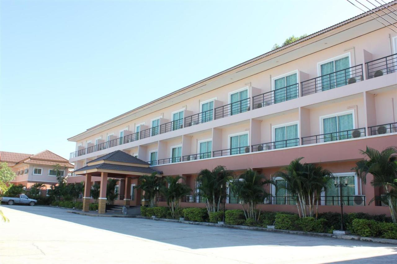 Kiang Talay Resort Rayong Esterno foto